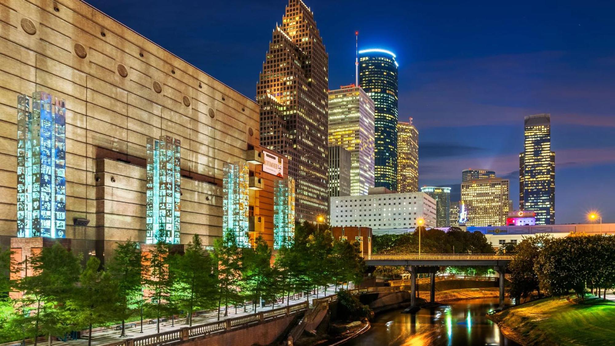 Urban Oasis Your Perfect Getaway In The Heart Of Downtown! Appartement Houston Buitenkant foto
